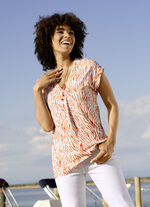 Shirt mit überschnittener Schulterpartie 