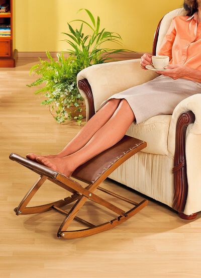 Hochwertige verstellbare Fu&szlig;schaukel aus Holz 