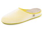 Bequeme Damen-Hausschuhe, Weite H, mit herausnehmbarem Fu&szlig;bett GELB