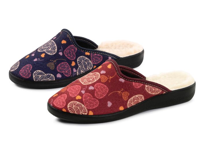 Zweierpack, gef&uuml;tterte Damen-Hausschuhe, Weite H, mit Textildruck 1X BORDEAUX, 1X MARINE