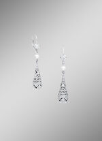 Ohranhänger in Tropfenform mit Süßwasser-Zuchtperlen 