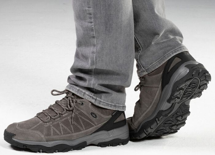 Atmungsaktive Herren-Schn&uuml;rschuhe, mit herausnehmbarem Fu&szlig;bett GRAFIT