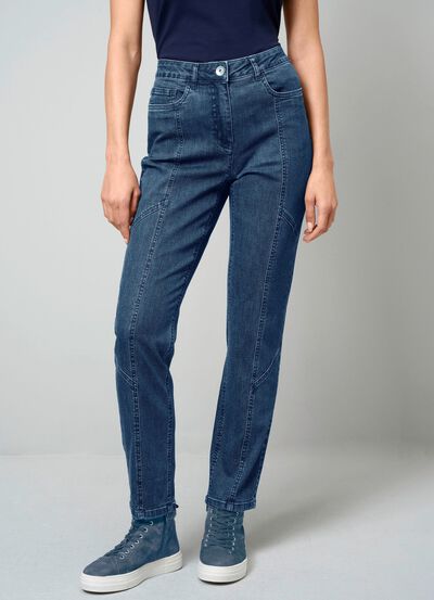 Jeans mit trendigen Teilungsn&auml;hten 