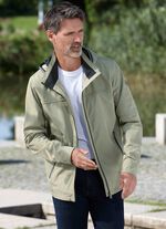 Funktionskurzjacke mit abtrennbarer Kapuze 