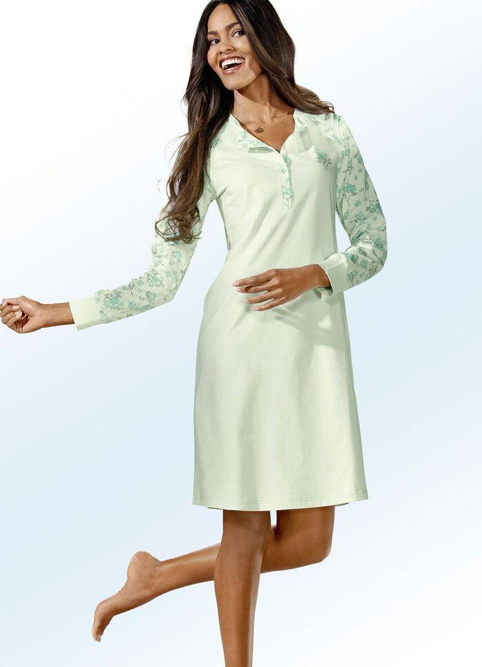 Zweierpack Nachthemden mit Knopfleiste und B&uuml;ndchenabschl&uuml;ssen 1X APRICOT-BUNT, 1X PASTELLGR&Uuml;N-BUNT