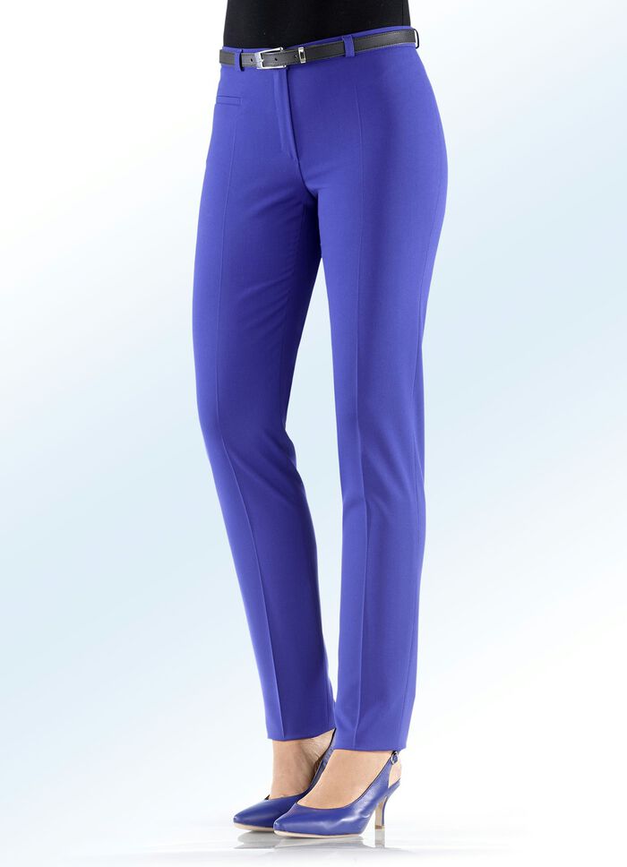 Hose mit schmaler Fu&szlig;weite ROYALBLAU