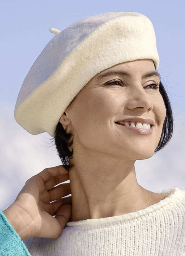 Edle Damen-Baskenmütze, aus reiner Schurwolle WOLLWEISS