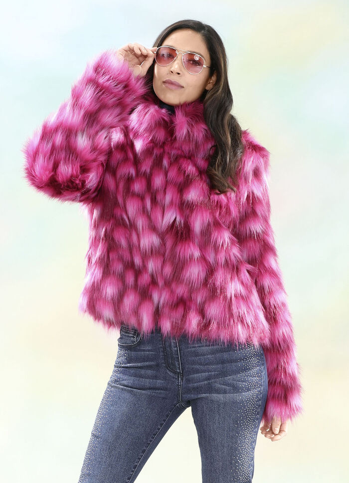 Kurzjacke mit hohem Kuschelfaktor 