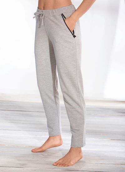 Hose mit bequemem Dehnbund 