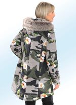 Kurzmantel mit Camouflage- und Blüten-Dessin 