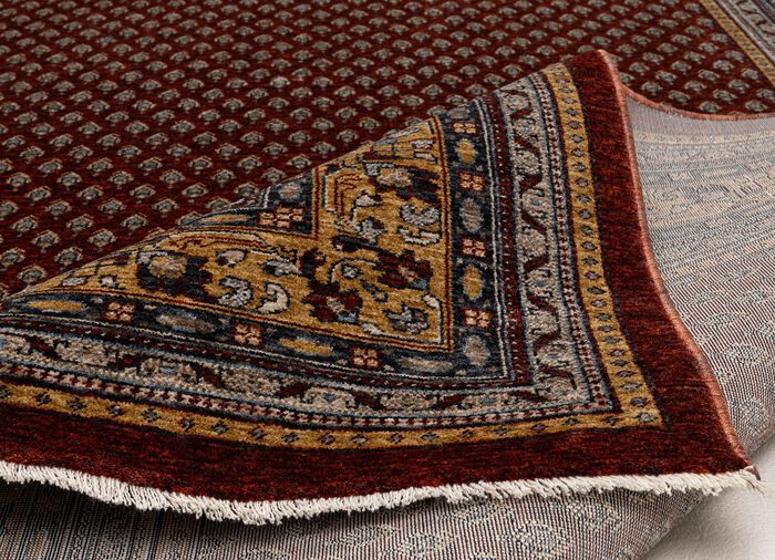 Klassisch sch&ouml;ne Br&uuml;cken und Teppiche mit hoher Flordichte ROT