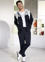 Freizeitanzug von &bdquo;Athlet&ldquo; 