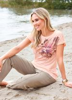 Shirt mit gerafftem Einsatz an der Schulterpartie 