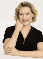 Strahlende Akzente – Ohrstecker mit Süßwasserperlen 