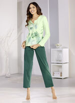 Schlafanzug mit Häkelborte am Halsausschnitt 