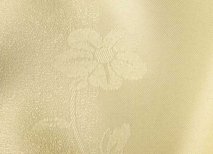 Querbehang mit edlem Glanz. NATUR