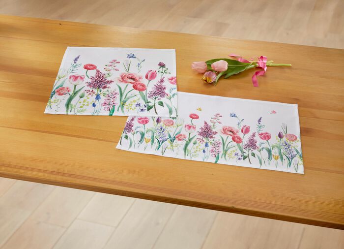 Frühlingshafte Tisch- und Raumdekoration WEISS-BUNT