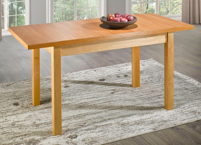 Esstisch mit Auszug und Beinen aus massivem Erlenholz 