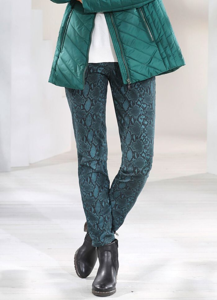 Hose mit angesagter Reptildessinerung 