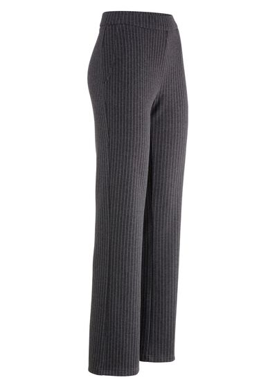 Nadelstreifenhose in modischer Weite 