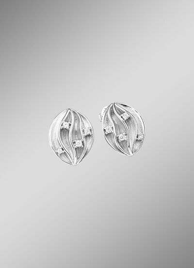 Stilvolle Ohrstecker mit synth. Zirkonia 