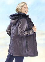 Jacke mit saphirblauem Schimmer 