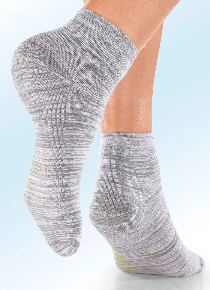 Sechserpack Socken atmungsaktiv und superweich 