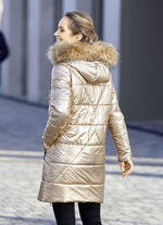 Kurzmantel in trendgenauer Metallic-Optik 