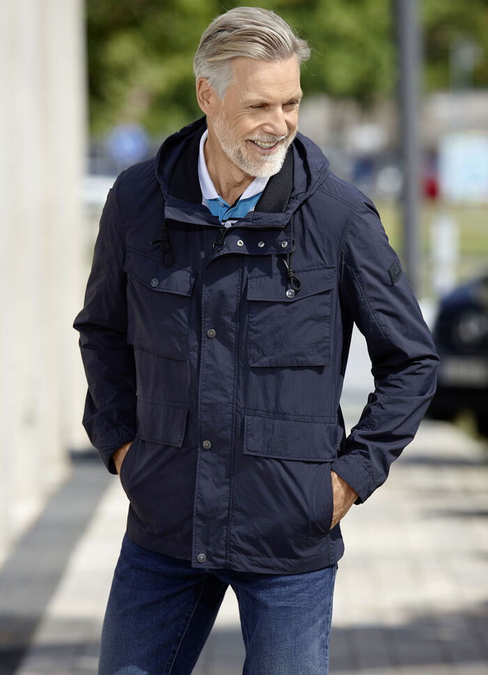 Kurzjacke von &bdquo;New Canadian&ldquo; 