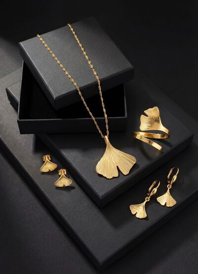 Damenring mit Ginkgo-Blatt-Motiv 