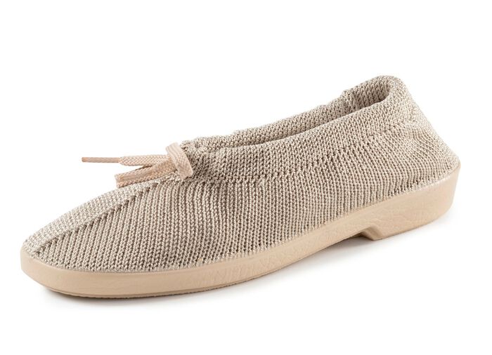 Slipper aus elastischem Strickmaterial mit Schn&uuml;rung GOLDBEIGE