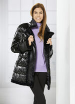 Jacke im angesagten Materialmix 