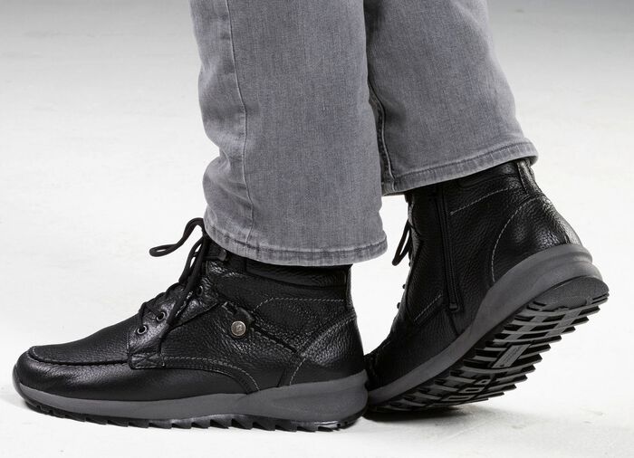 Waldl&auml;ufer Schn&uuml;r-Boot aus Hirsch-Nappaleder 