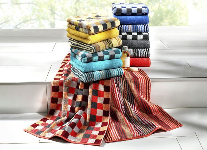 Frottier-Serie "Streifen" aus dem Hause &bdquo;Caw&ouml;&ldquo; SAPHIR