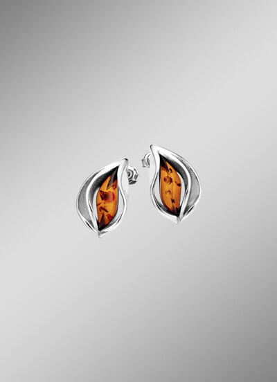 Zeitlos elegante Ohrstecker mit echt Bernstein 