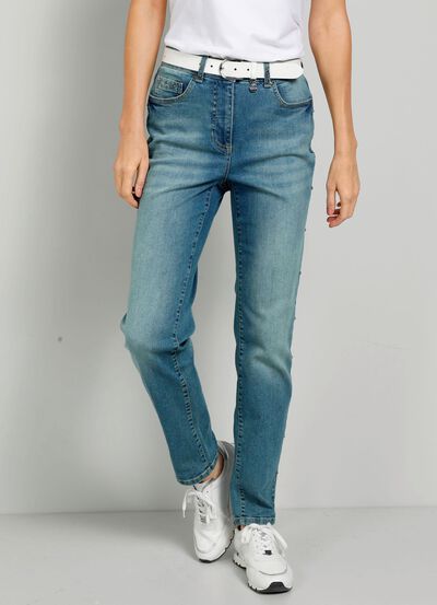 Jeans mit Nieten entlang der Seitennaht 