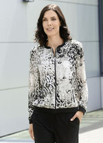 Blusenjacke mit schwarzem Rippenstrick 