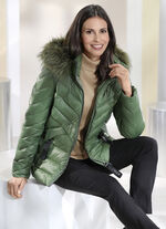 Funktionsjacke mit fester Kapuze 