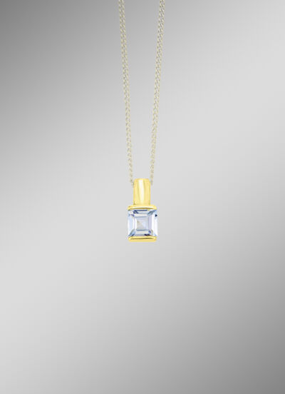 Einzigartiger Anhänger mit Blautopas 