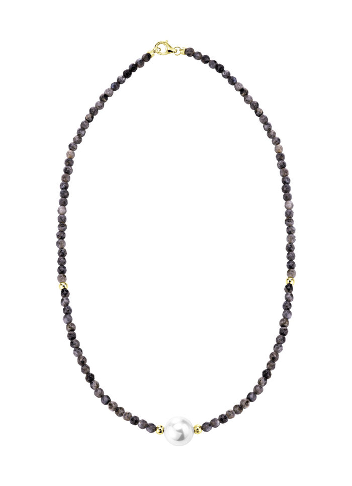 Halskette mit Perlenschimmer und Edelsteinglanz 