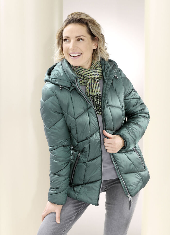 Funktionsjacke aus recycelten Fasern 