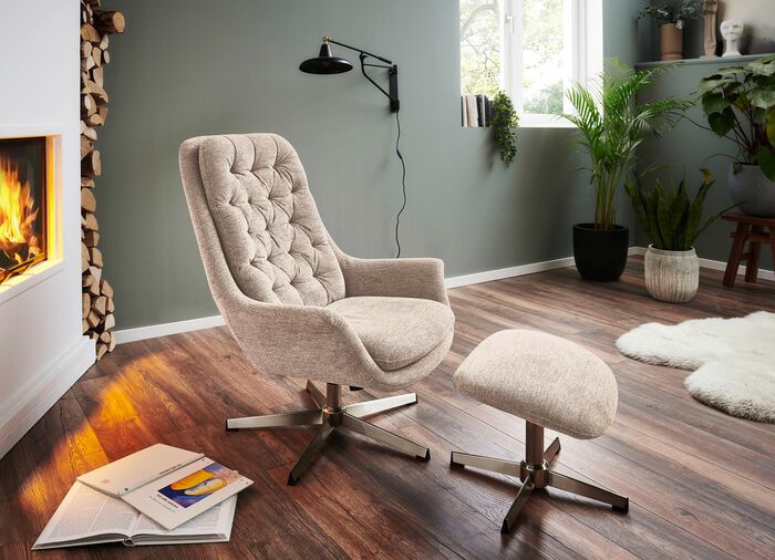 Bequemer Relax-Sessel mit Hocker 