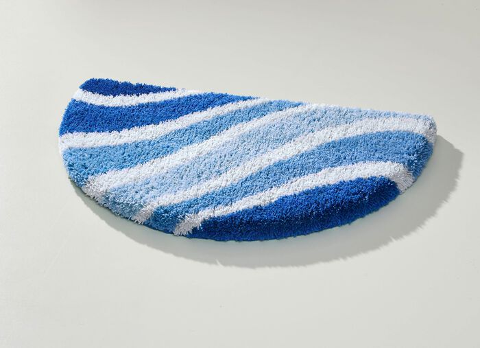 Badgarnitur von &bdquo;Grund&ldquo; mit rutschhemmender R&uuml;ckseite 