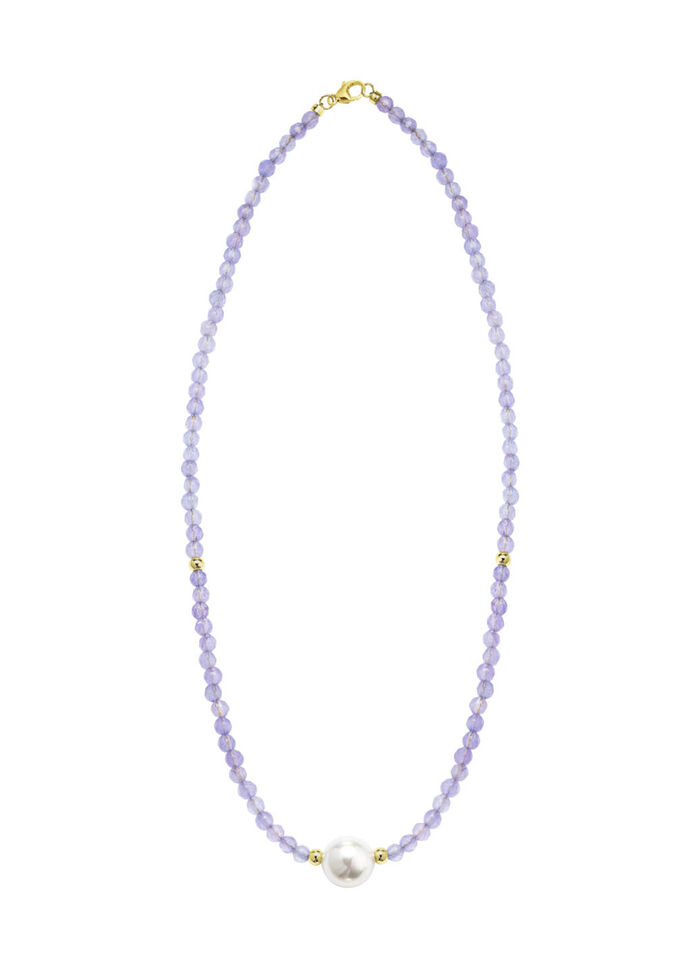 Halskette mit Perlenschimmer und Edelsteinglanz 